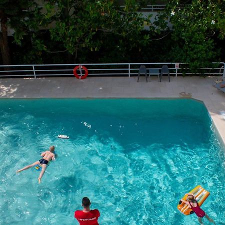 וארקיזה Stefanakis Hotel & Apartments מראה חיצוני תמונה
