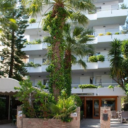 וארקיזה Stefanakis Hotel & Apartments מראה חיצוני תמונה