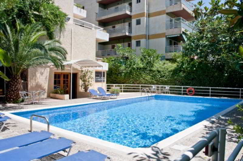 וארקיזה Stefanakis Hotel & Apartments מראה חיצוני תמונה