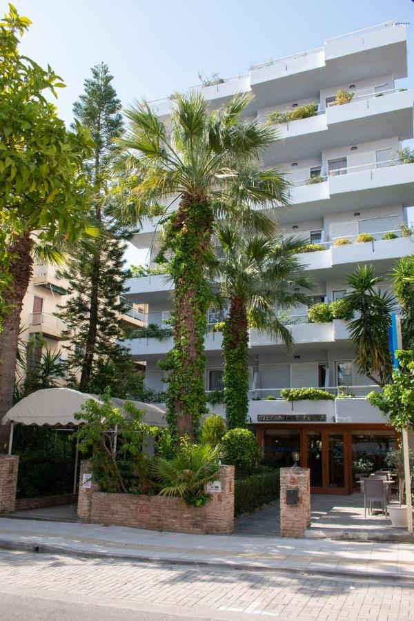 וארקיזה Stefanakis Hotel & Apartments מראה חיצוני תמונה