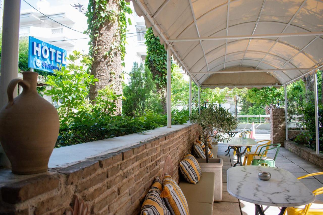 וארקיזה Stefanakis Hotel & Apartments מראה חיצוני תמונה