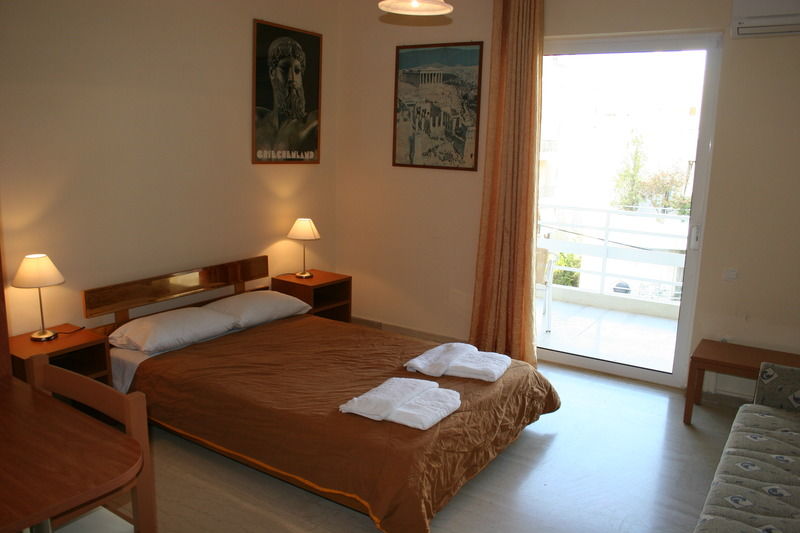 וארקיזה Stefanakis Hotel & Apartments מראה חיצוני תמונה